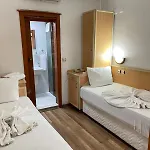 Karyatit Kaleici 3*