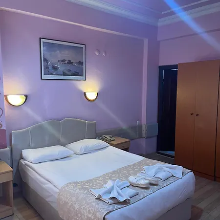 Karyatit Kaleici Hotel 2*
