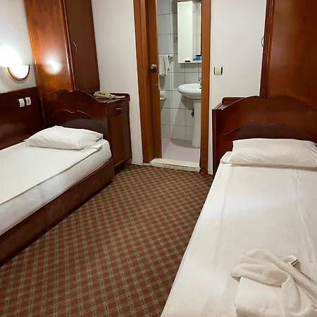 Karyatit Kaleici Hotel 2*