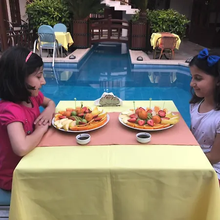 Karyatit Kaleici Hotel Antalya