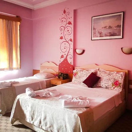Hotel Karyatit Kaleici 2*