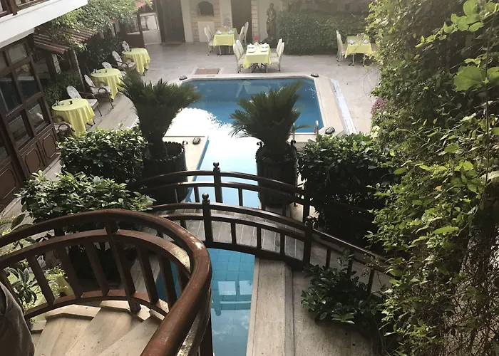 Hotell Karyatit Kaleici