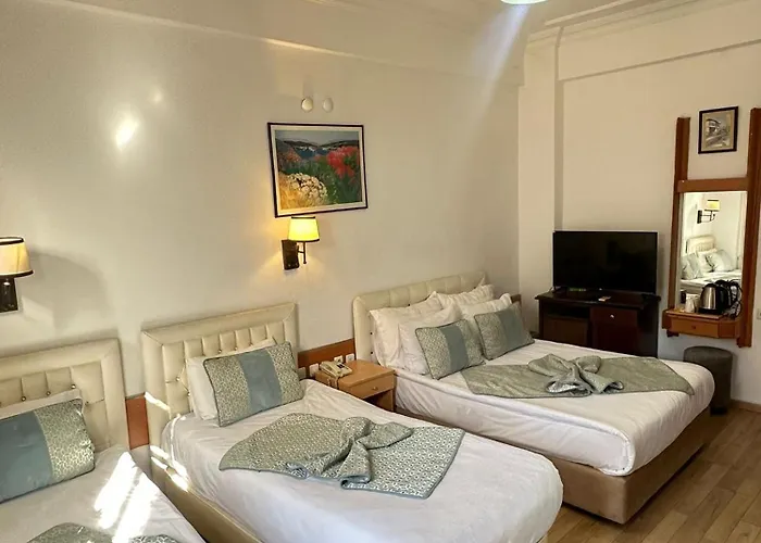 Karyatit Kaleici Hotell Antalya