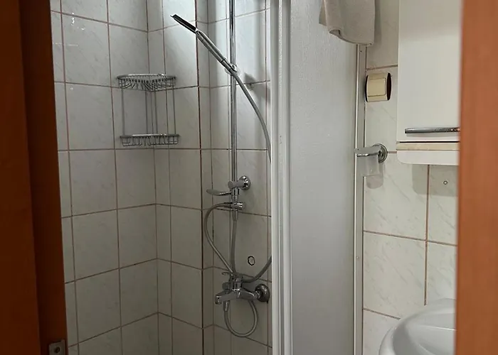 Karyatit Kaleici 3*