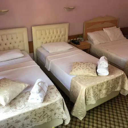 Karyatit Kaleici 3*