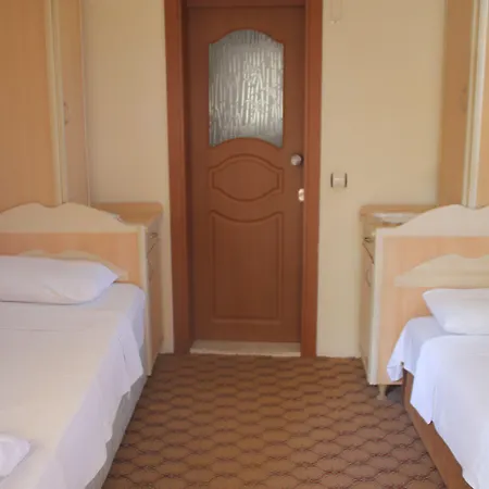 Karyatit Kaleici Hotel 3*