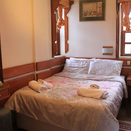 Otel Karyatit Kaleici Antalya