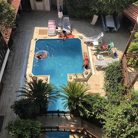 Karyatit Kaleici Otel Antalya