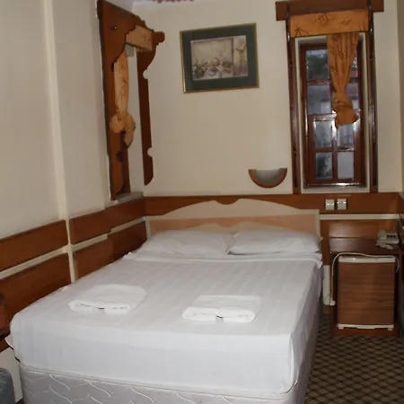 Otel Karyatit Kaleici