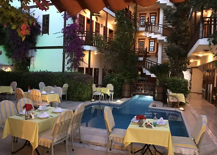 Karyatit Kaleici Hotel Antália