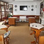 Karyatit Kaleici 3*