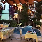 Karyatit Kaleici Ξενοδοχείο Αττάλεια