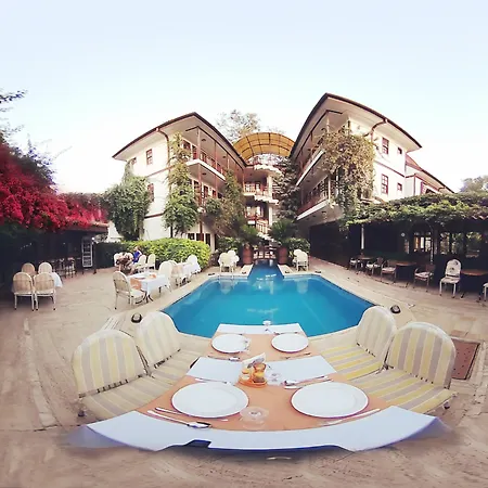 Hotell Karyatit Kaleici