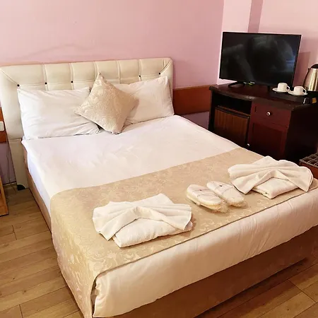 Karyatit Kaleici Hotell 2*