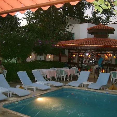 Hotell Karyatit Kaleici