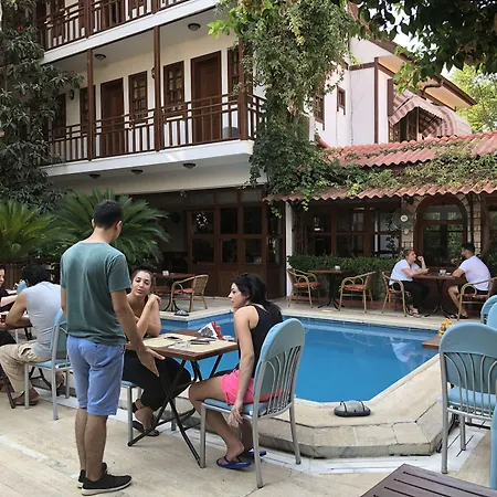 Karyatit Kaleici 3* Αττάλεια