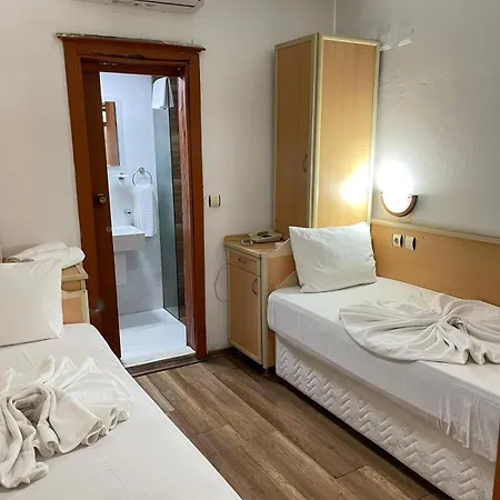 Karyatit Kaleici 3*