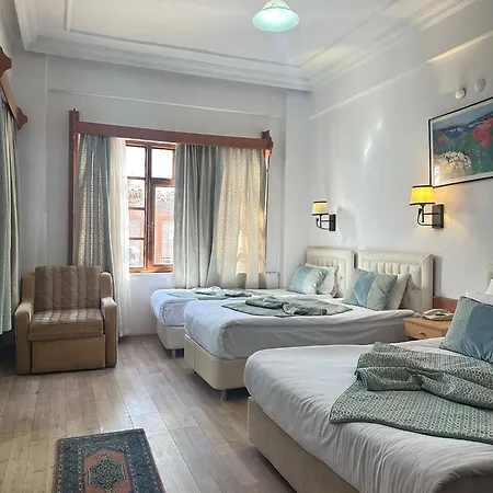 Karyatit Kaleici Hotel Antalya