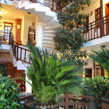 Hotell Karyatit Kaleici