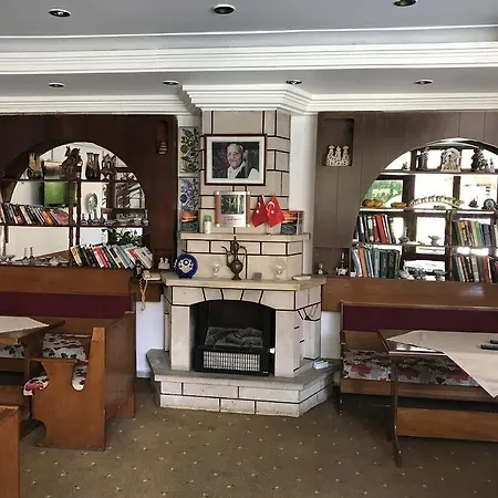 Karyatit Kaleici Hotell 2*