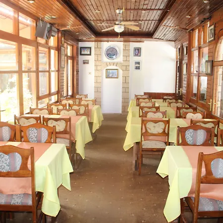 Karyatit Kaleici Antalya