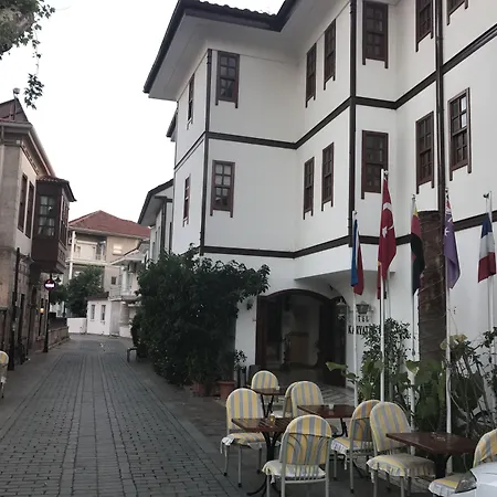 Karyatit Kaleici Antalya